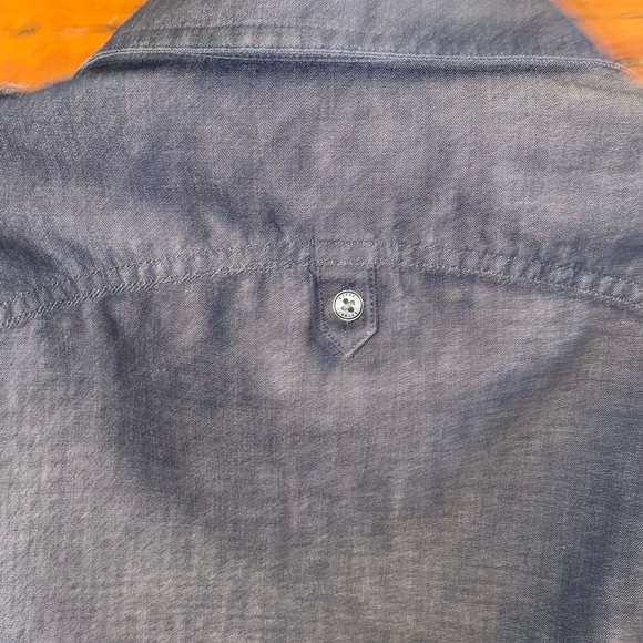 Express Women's Button-Up Long Sleeve Shirt - Picture 9 of 12